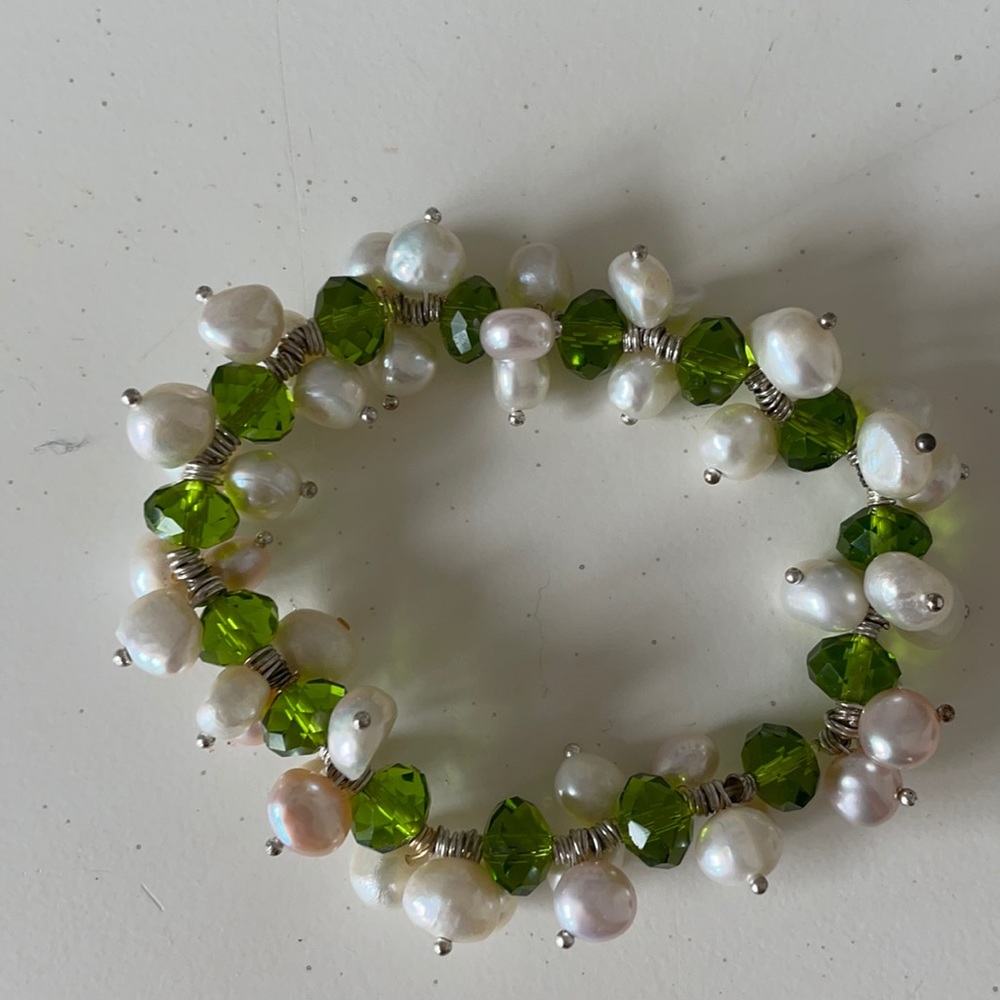Green and Pearl Costume Bracelet